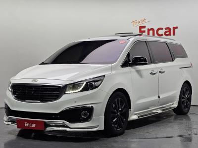 2018 Kia Carnival