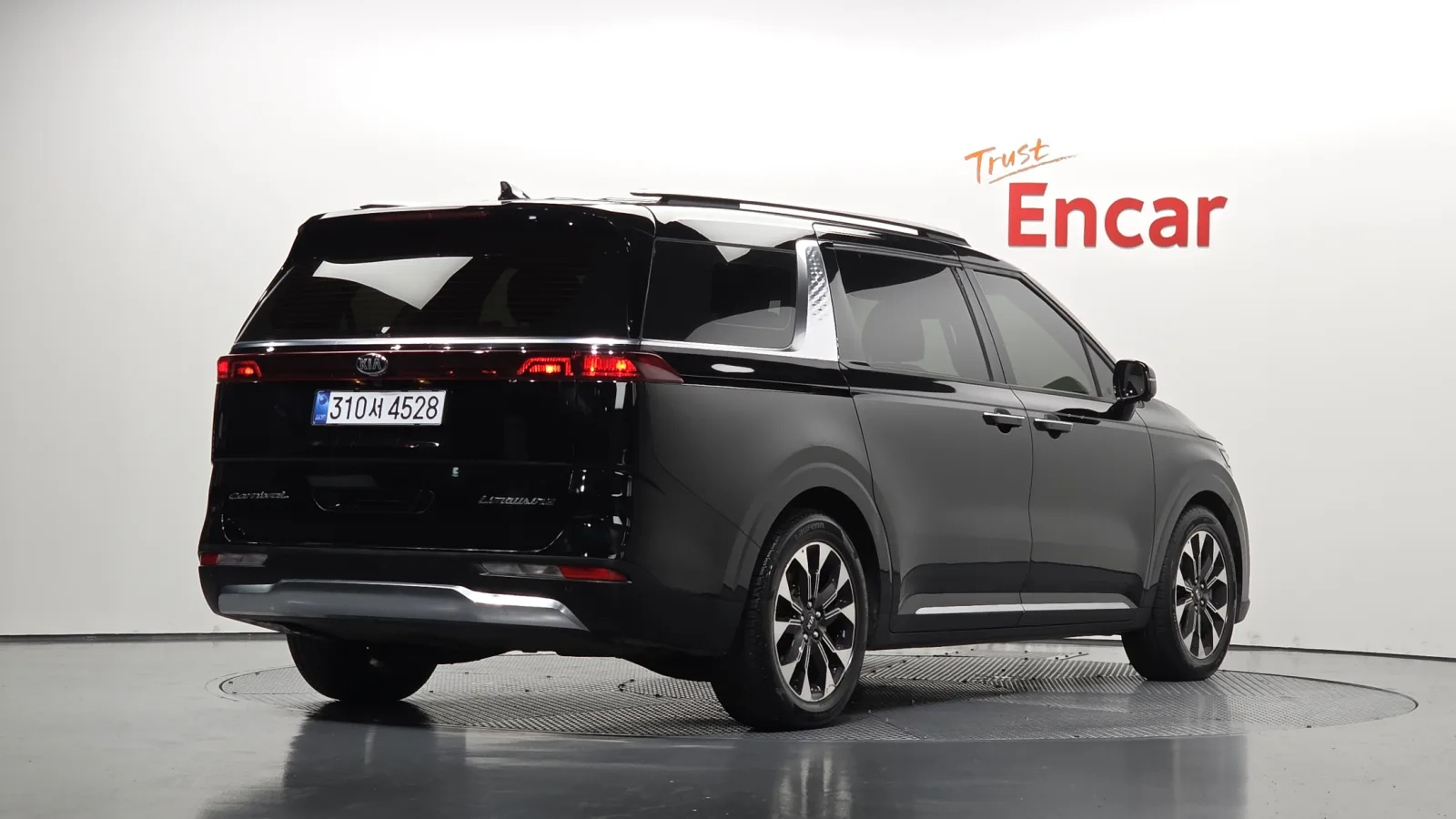 2021 Kia Carnival