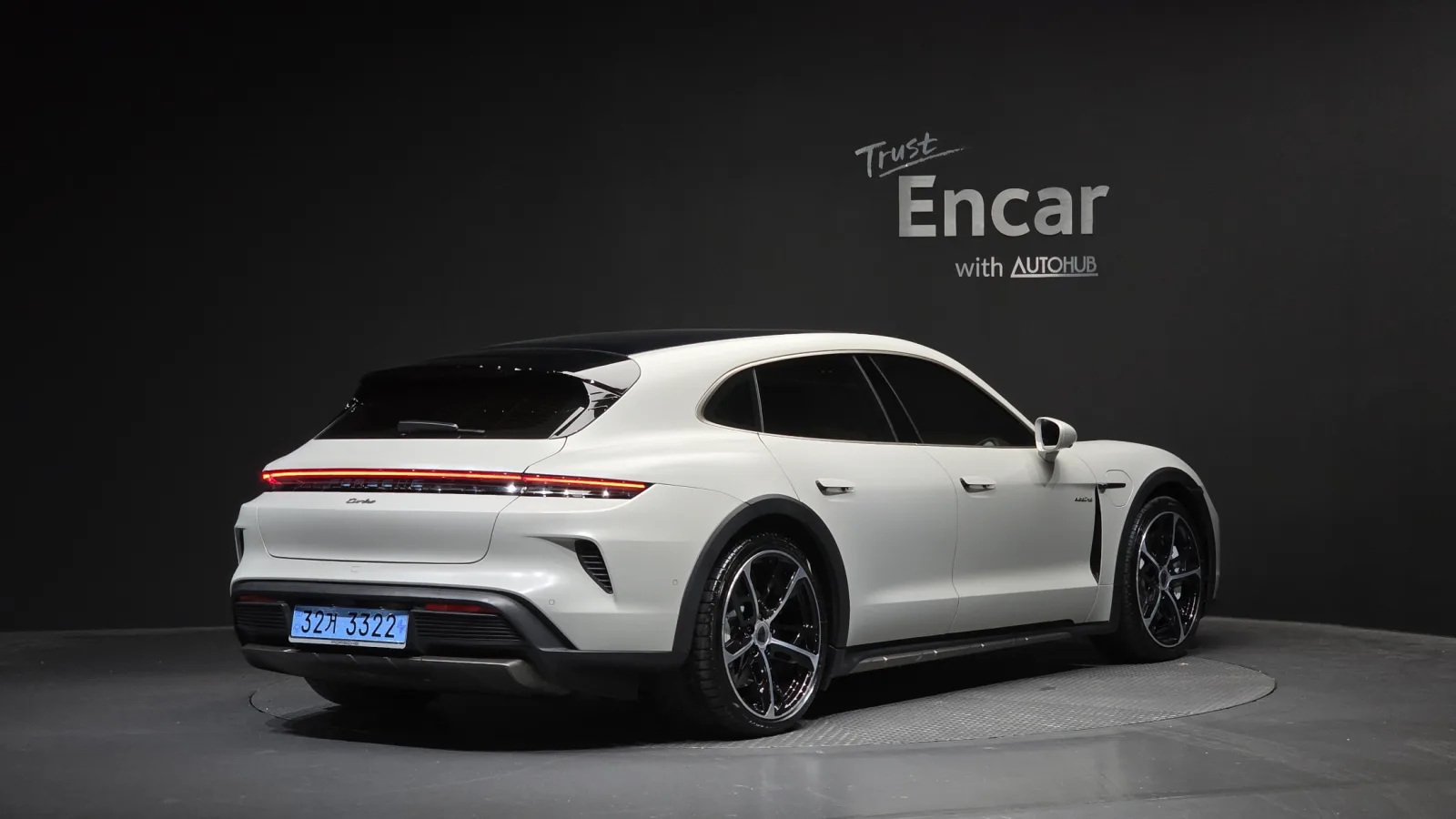 2025 Porsche Taycan