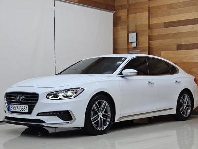 2018 Hyundai Grandeur