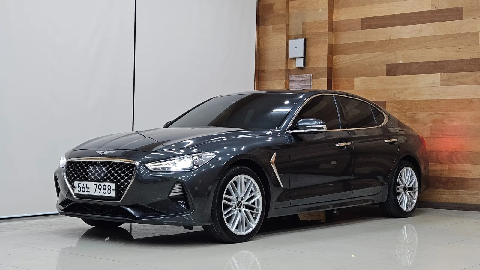 2019 Genesis G70