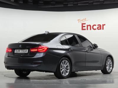 2017 BMW 3-Series