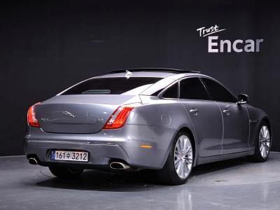 2015 Jaguar XJ