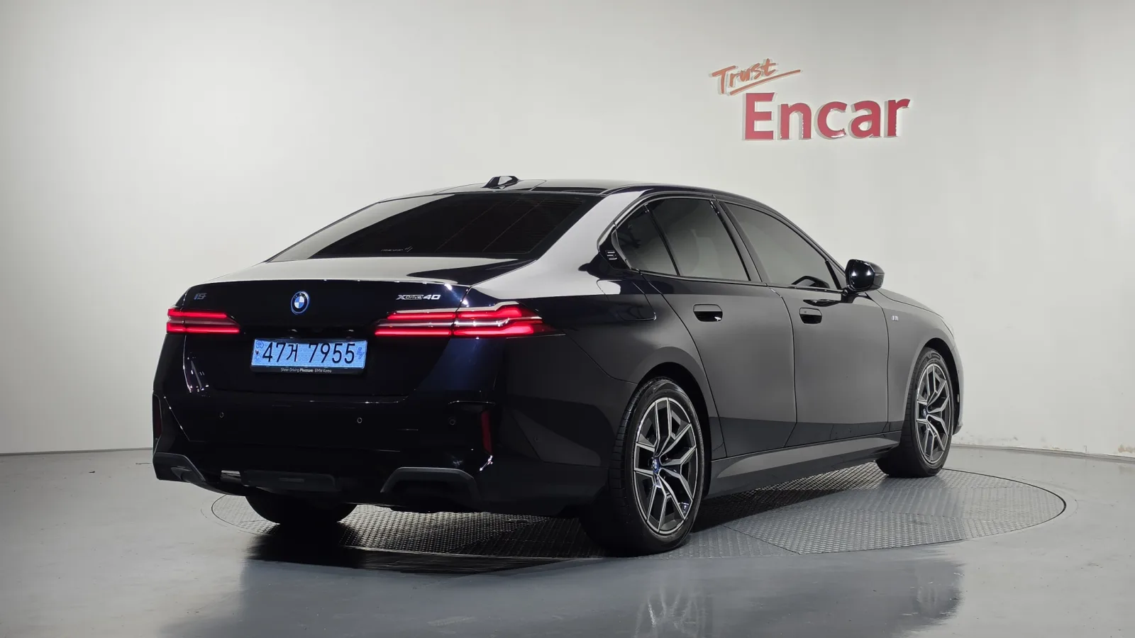 2024 BMW i5