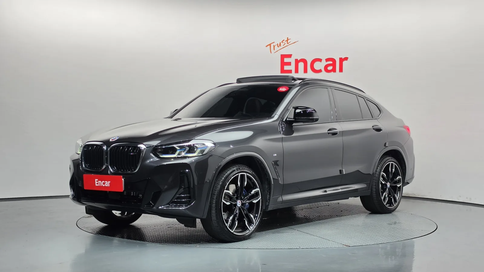 2023 BMW X4