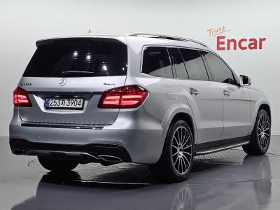 2017 Mercedes-Benz GLS-Class