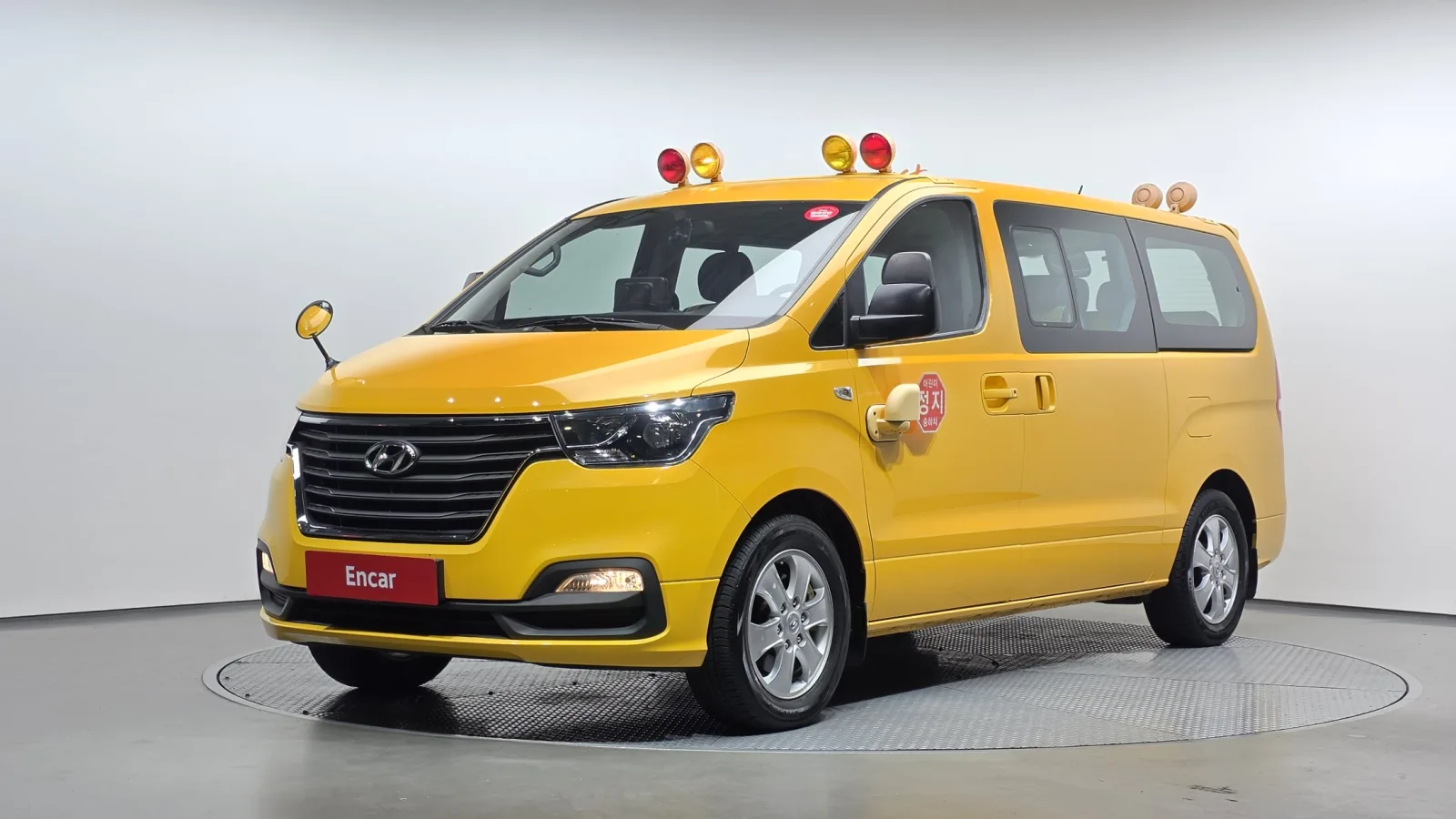 2019 Hyundai Starex