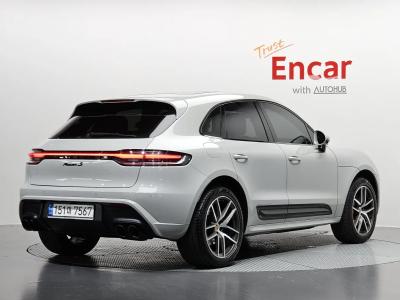 2023 Porsche Macan
