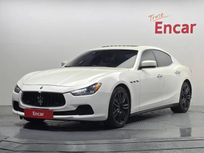 2015 Maserati Ghibli