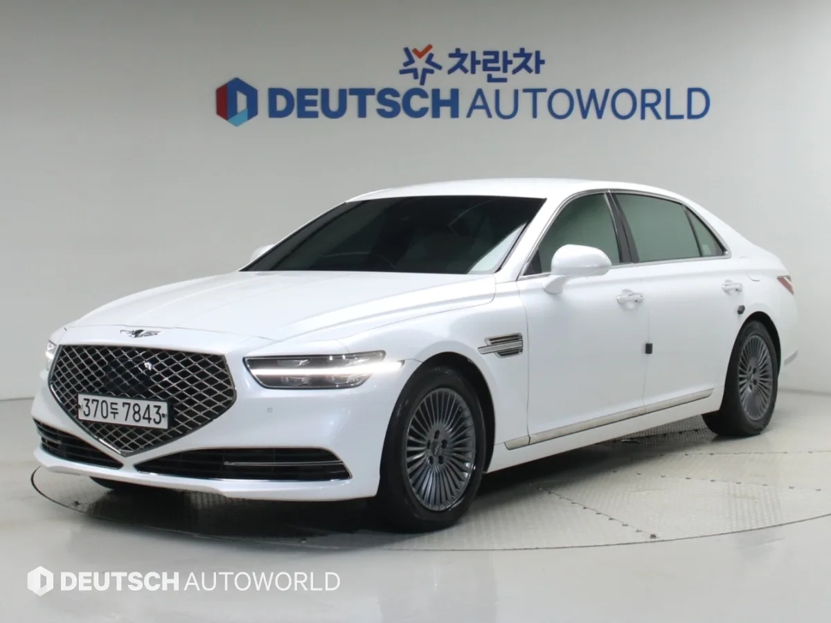 2019 Genesis G90