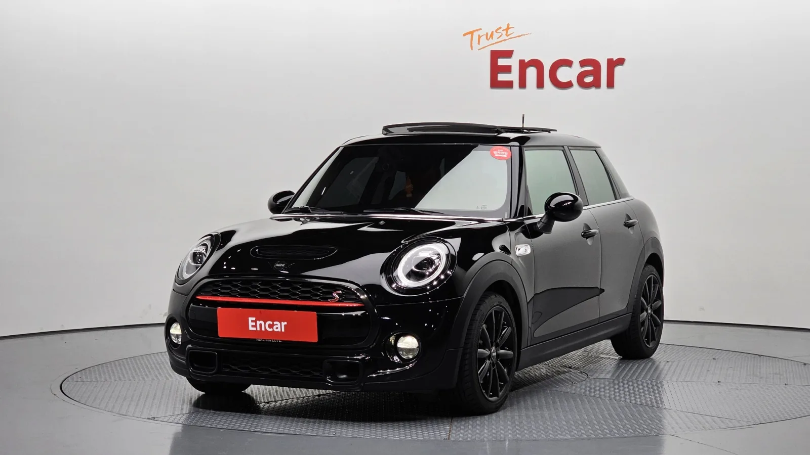 2019 MINI Cooper
