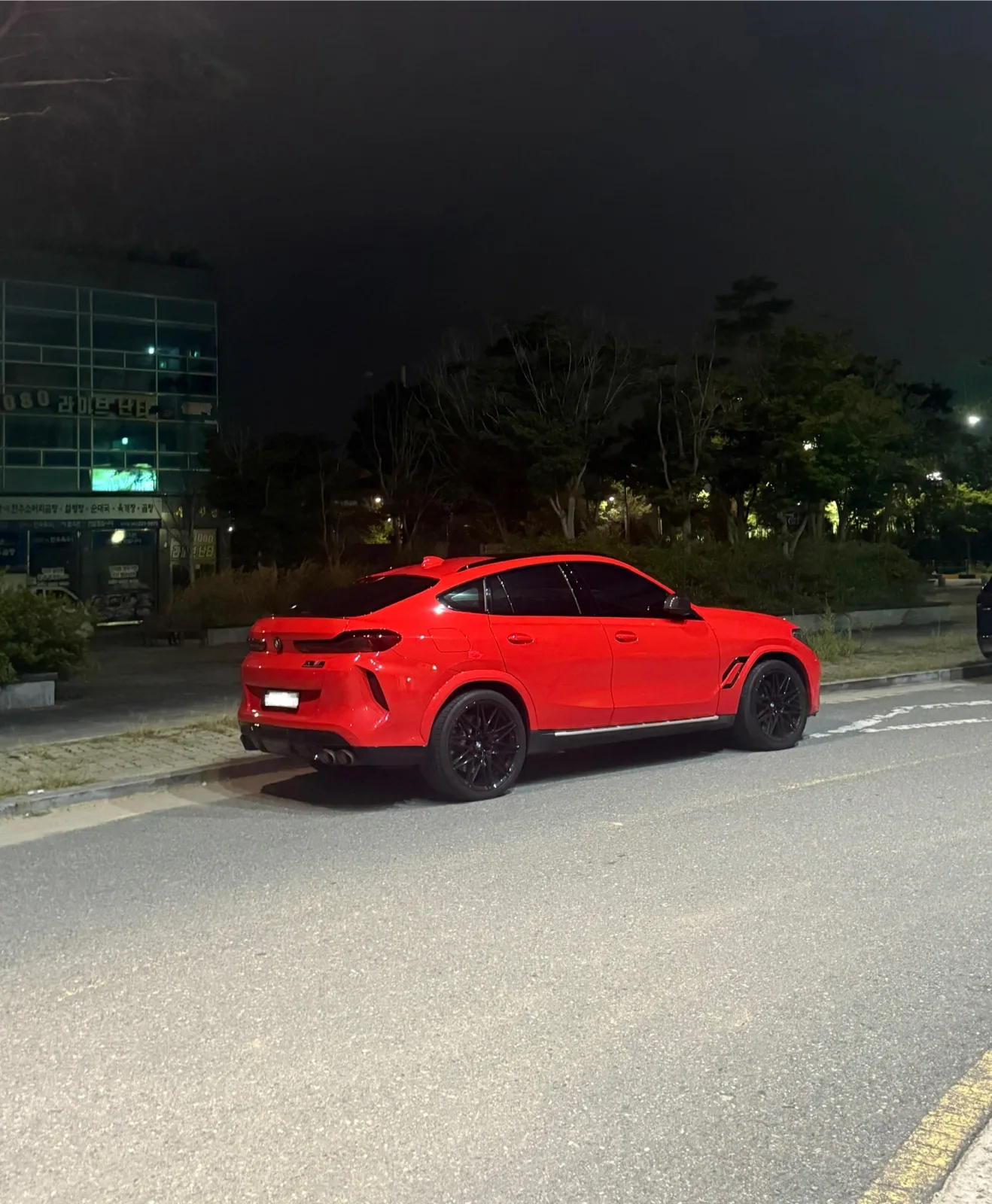 2021 BMW X6M