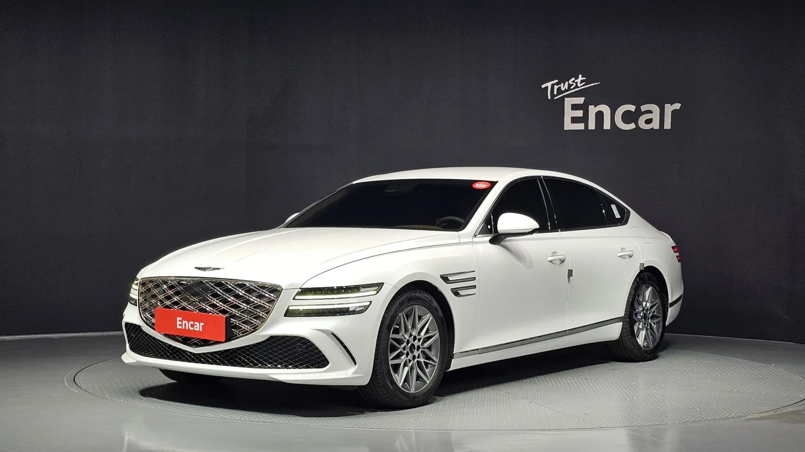 2025 Genesis G80