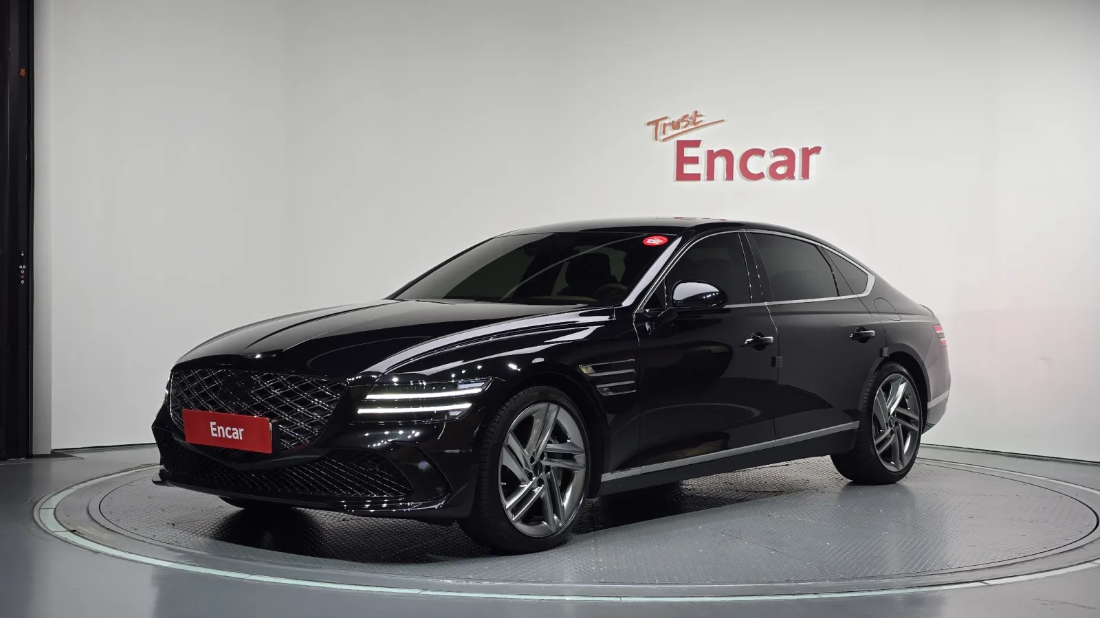 2025 Genesis G80