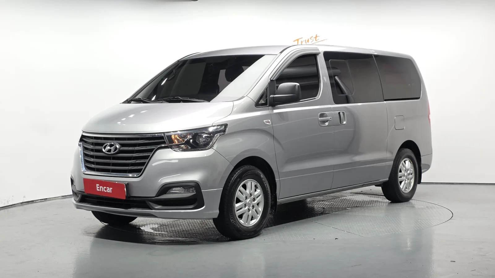 2019 Hyundai Starex