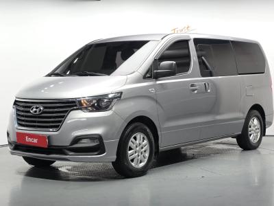 2019 Hyundai Starex