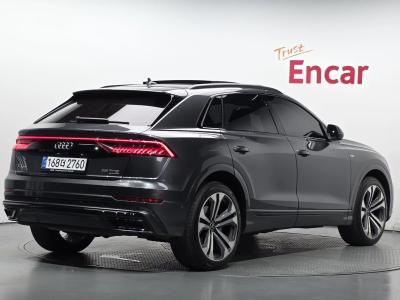 2023 Audi Q8