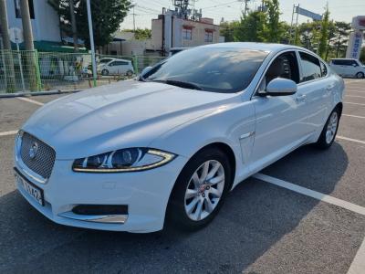 2015 Jaguar XF