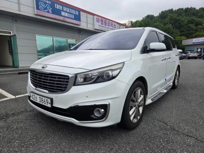 2016 Kia Carnival
