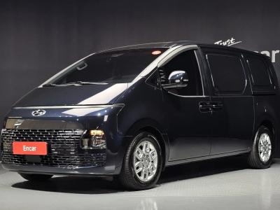 2023 Hyundai Staria