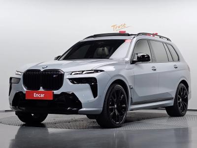 2025 BMW X7