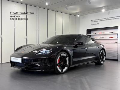 2026 Porsche Taycan