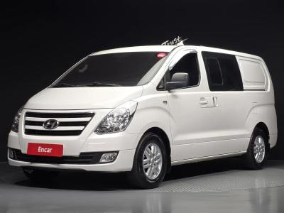 2018 Hyundai Starex