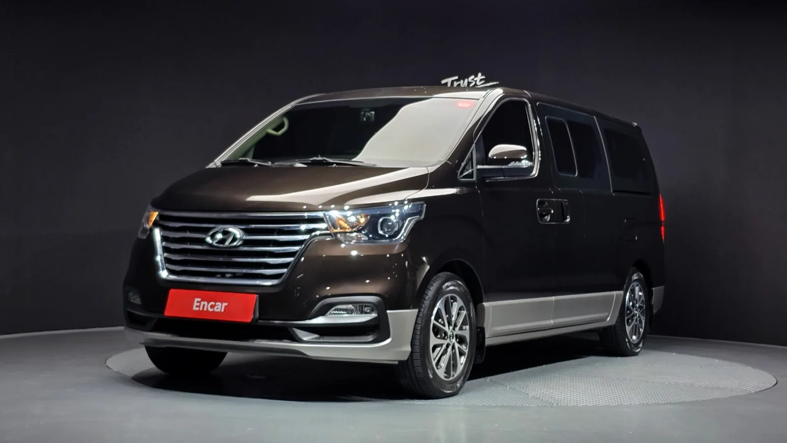 2018 Hyundai Starex