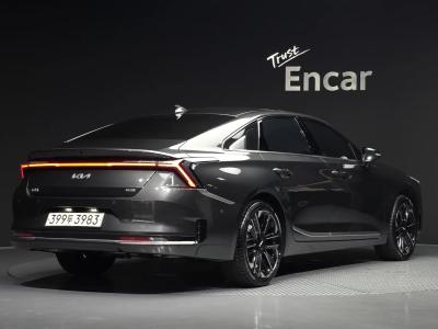 2025 Kia K8