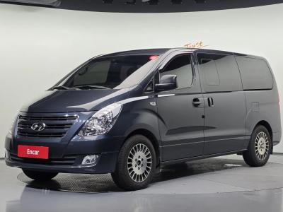 2017 Hyundai Starex