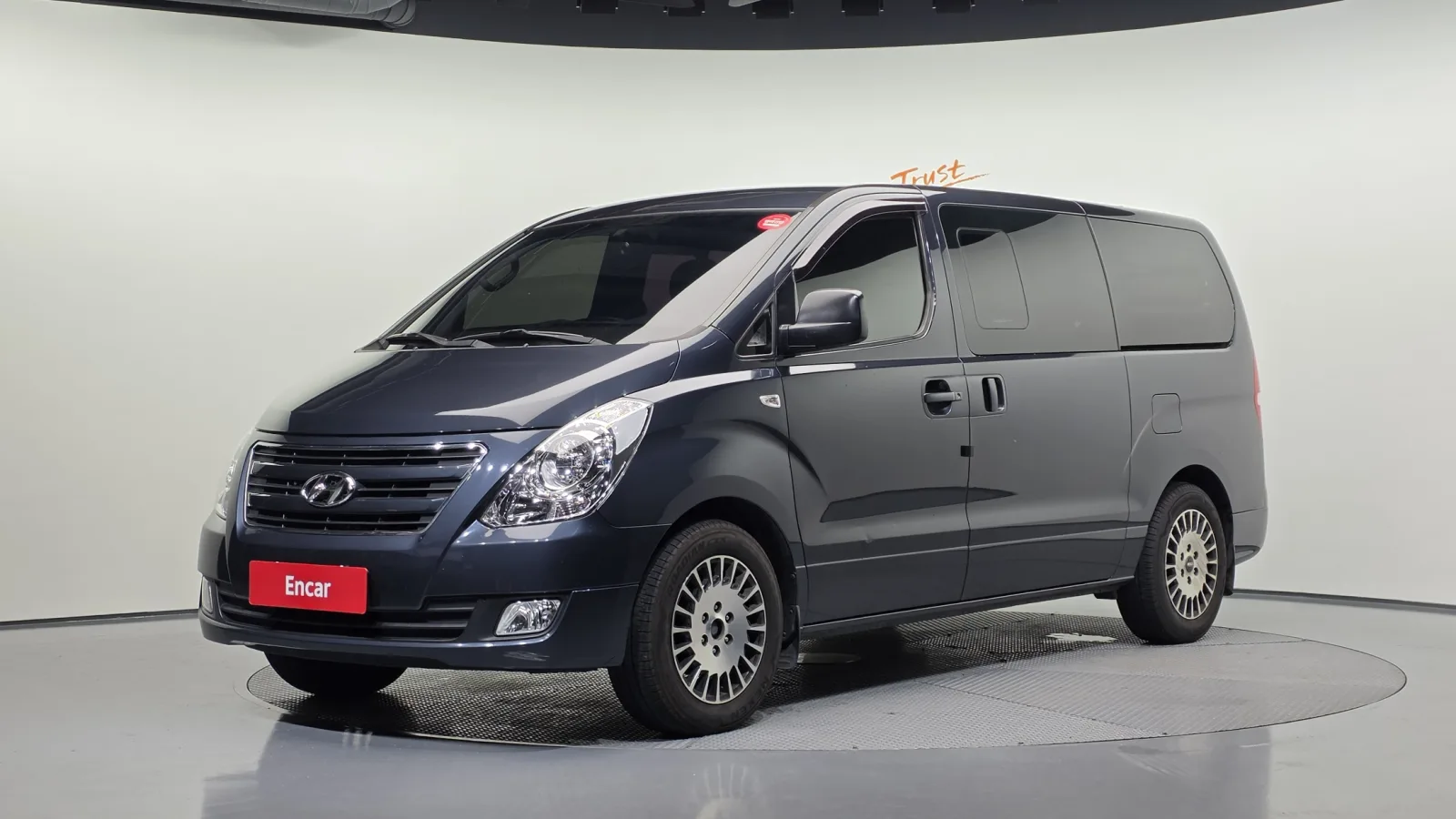 2017 Hyundai Starex