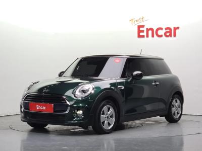 2018 MINI Cooper