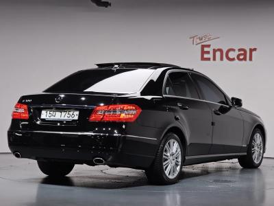2012 Mercedes-Benz E-Class