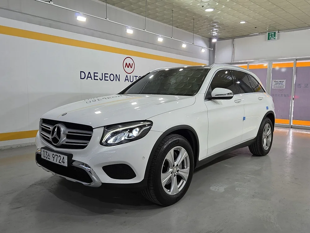 2017 Mercedes-Benz GLC-Class