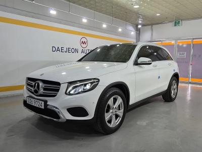 2017 Mercedes-Benz GLC-Class