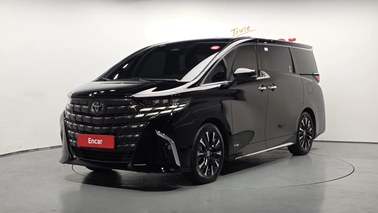 2025 Toyota Alphard