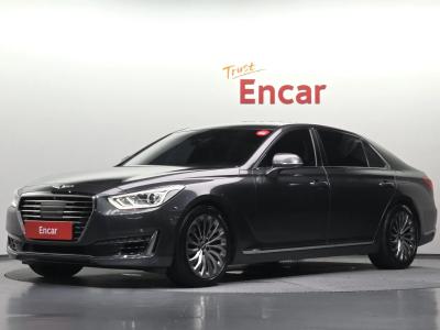 2018 Genesis EQ900