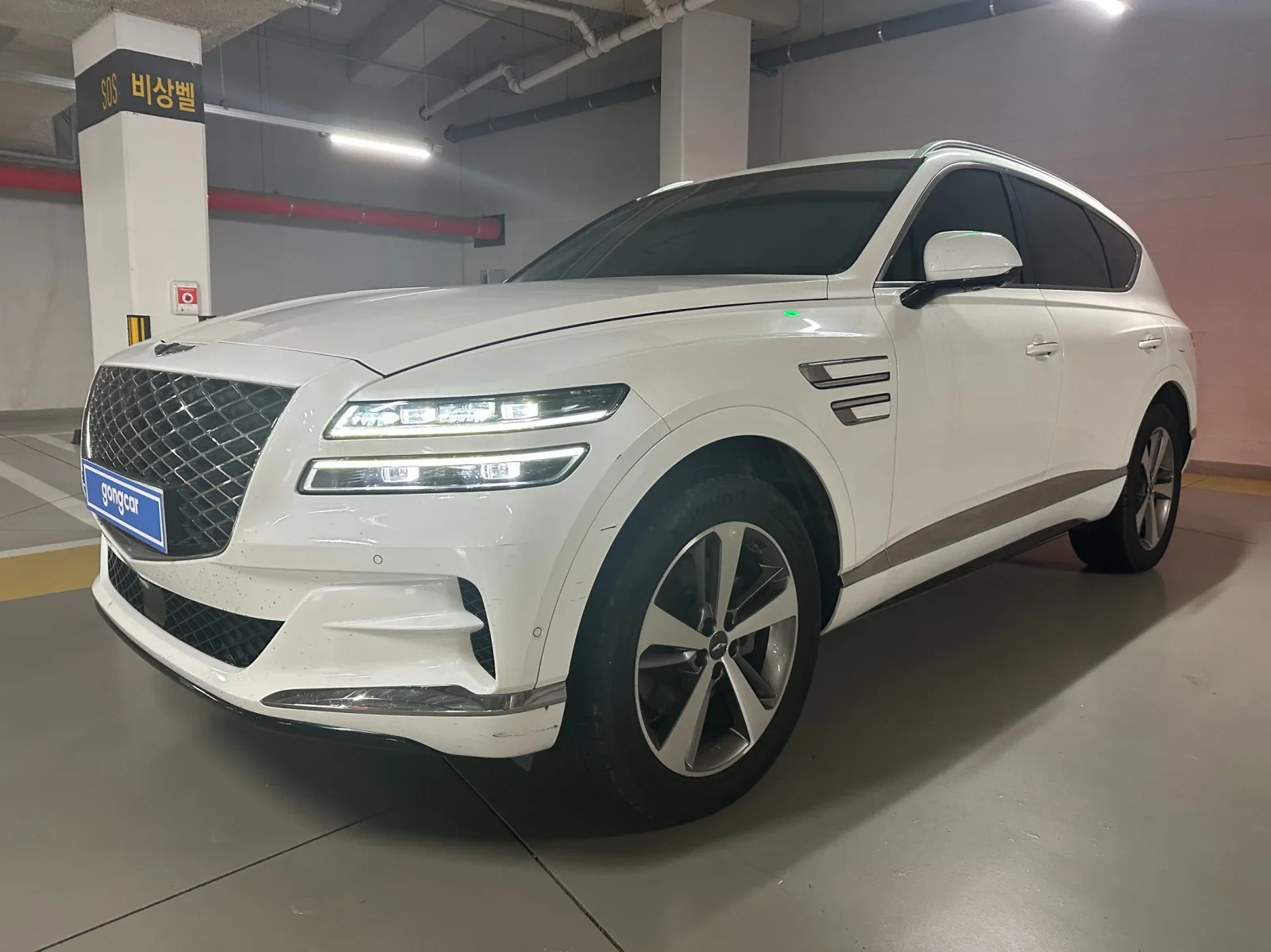 2021 Genesis GV80