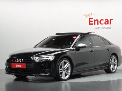 2021 Audi S8
