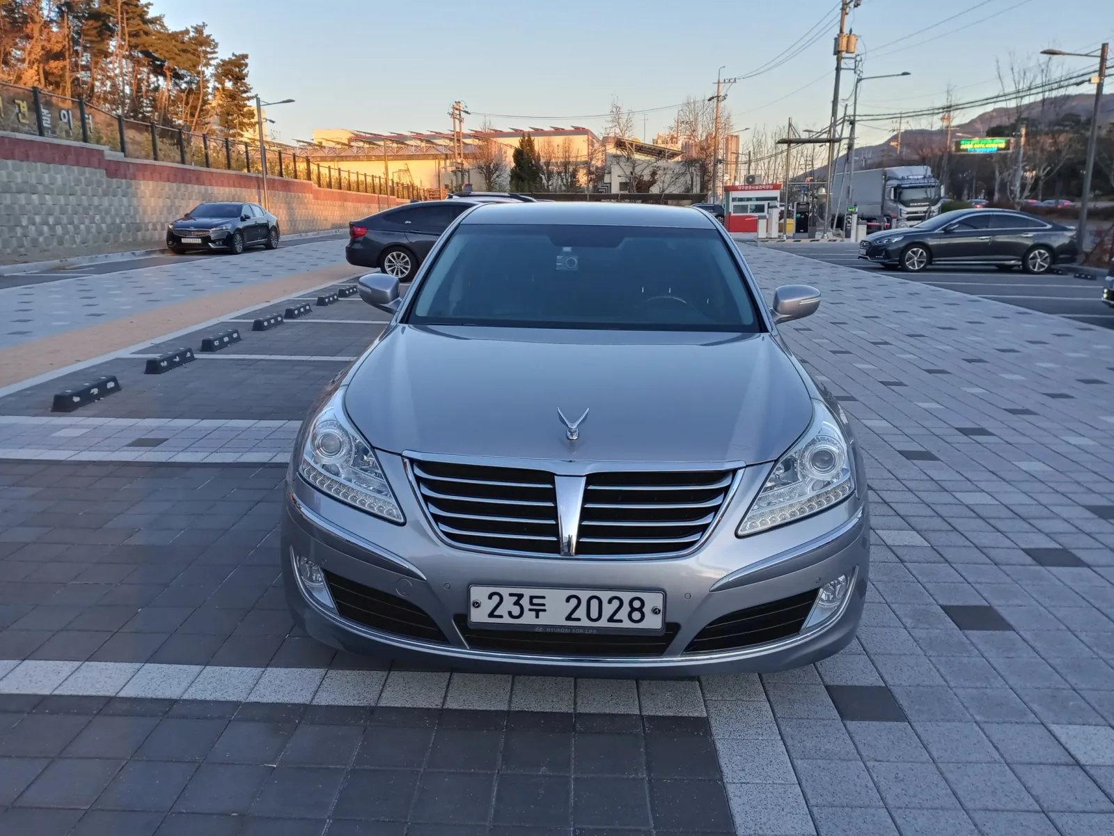 2012 Hyundai Equus