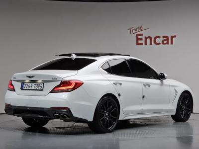 2020 Genesis G70