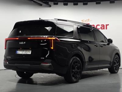 2025 Kia Carnival
