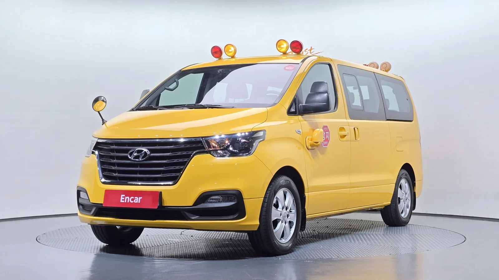2019 Hyundai Starex