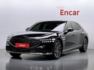 2022 Genesis G90