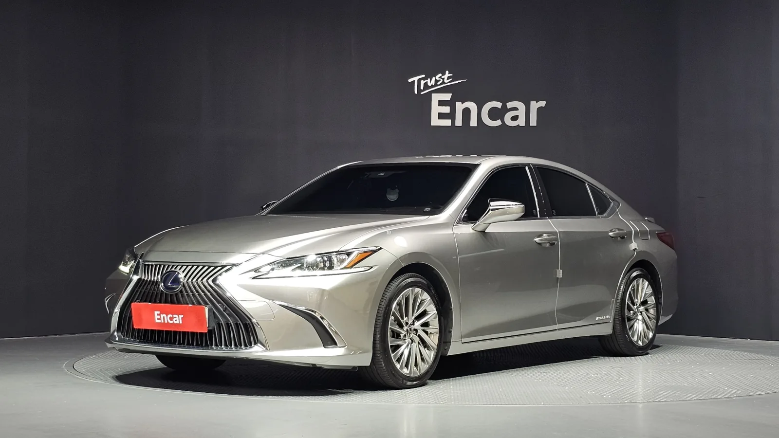 2021 Lexus ES