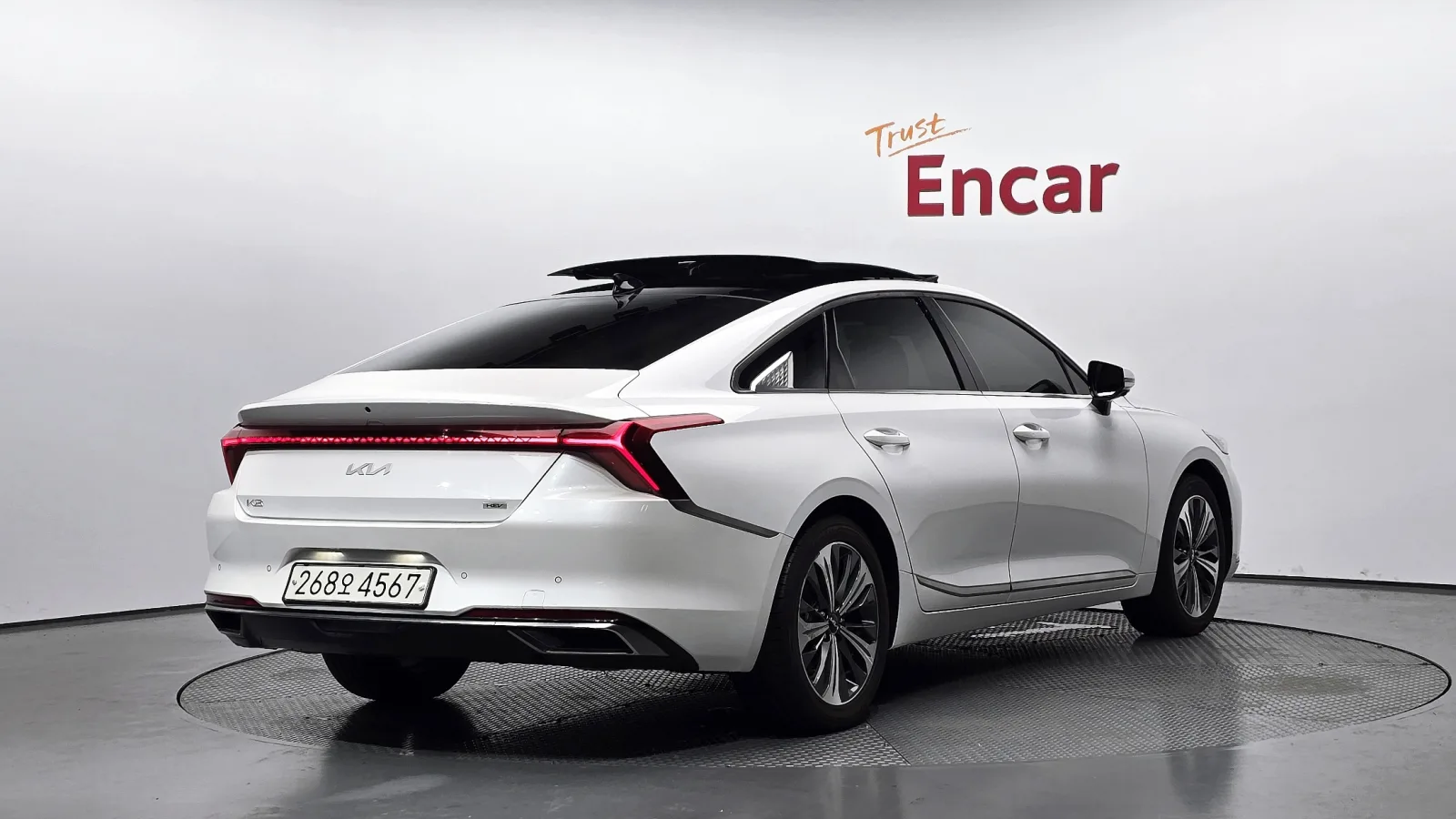 2022 Kia K8