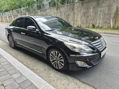 2013 Hyundai Genesis