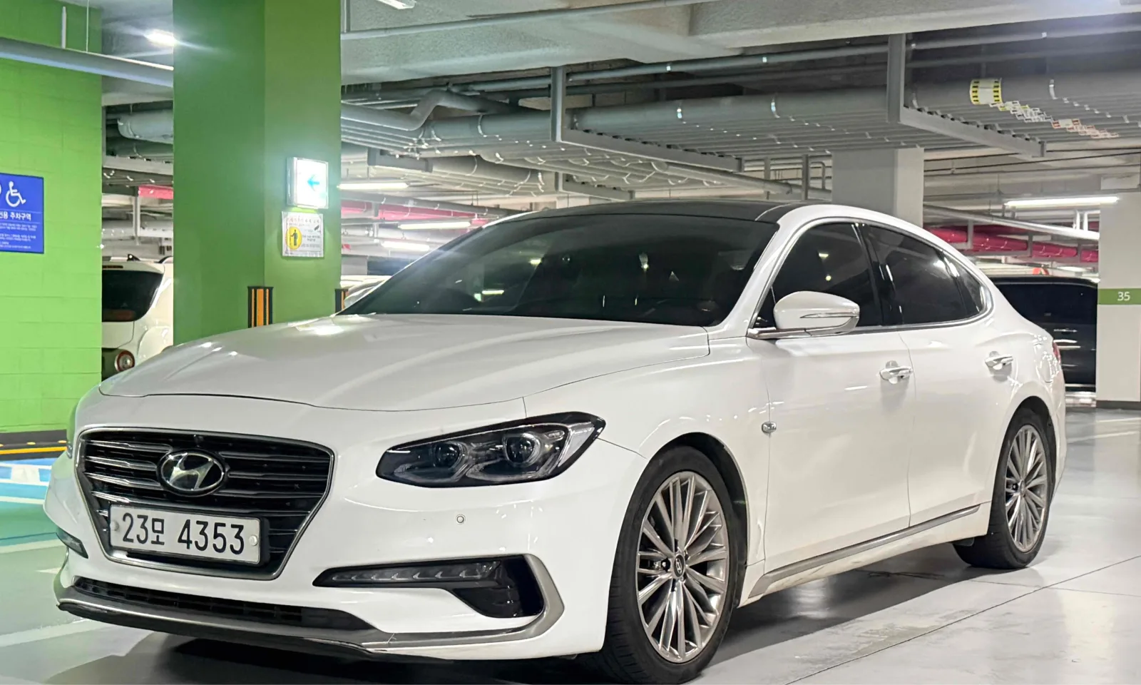 2017 Hyundai Grandeur