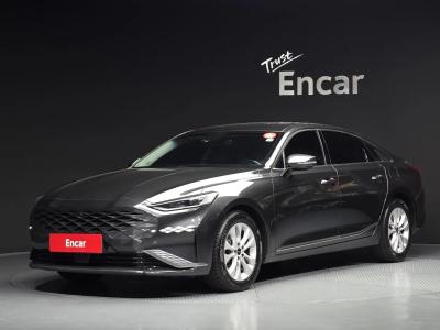 2023 Kia K8
