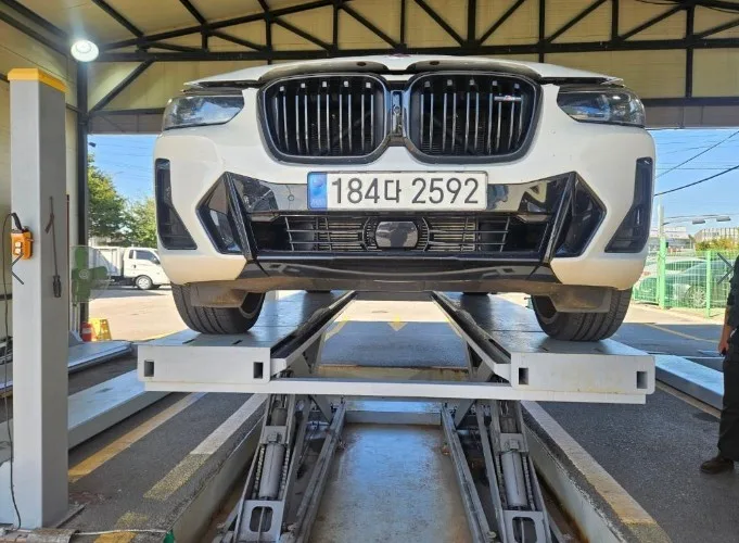 2023 BMW X4